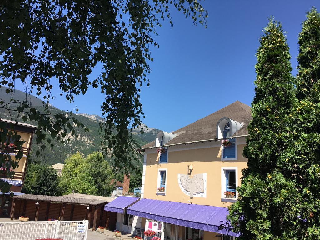 Hôtel Lacour Eygliers Exterior foto